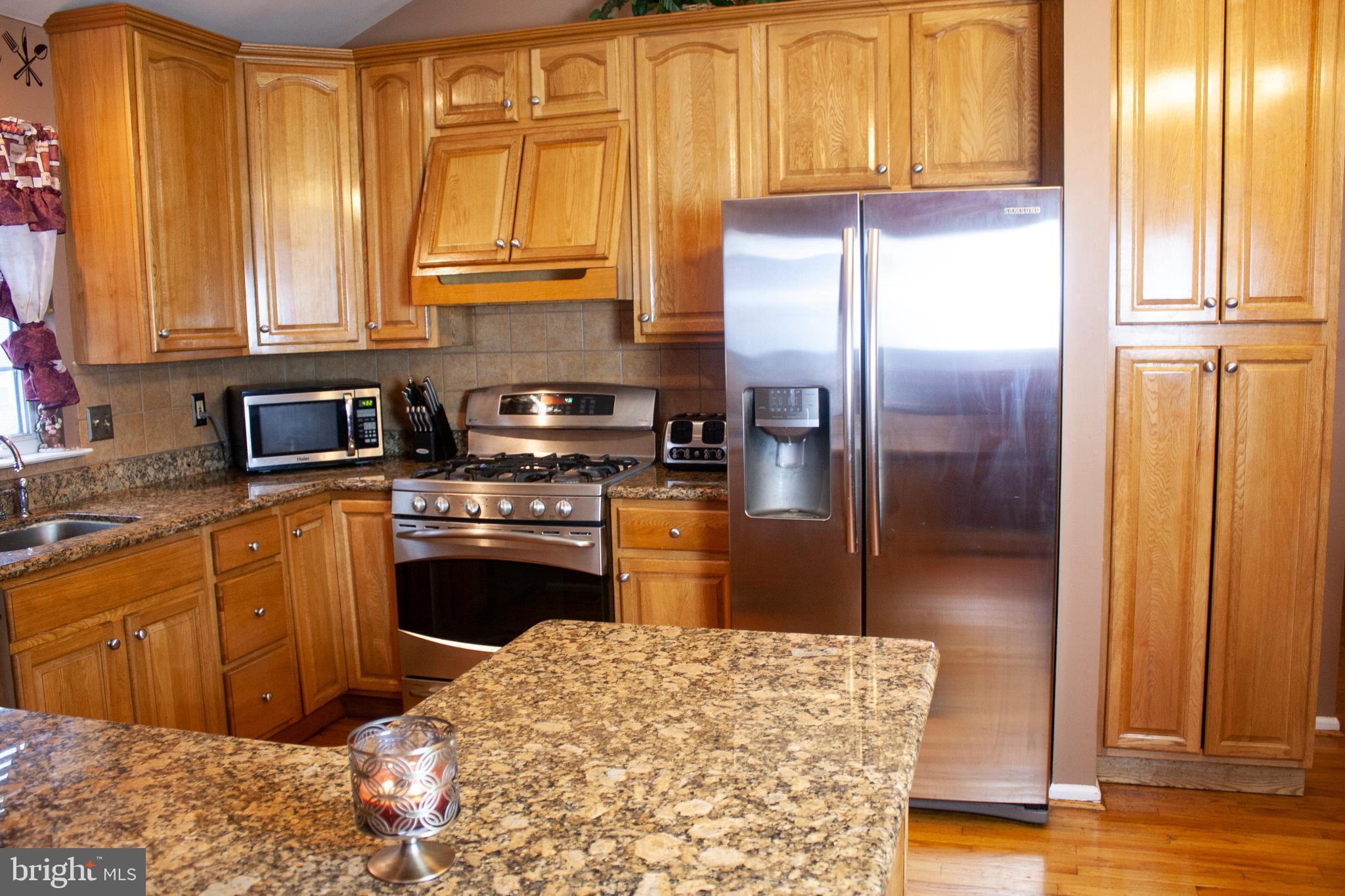 1709 Ripley Street Philadelphia, PA 19111 - Photo 3 of 16 Gallery Image 3