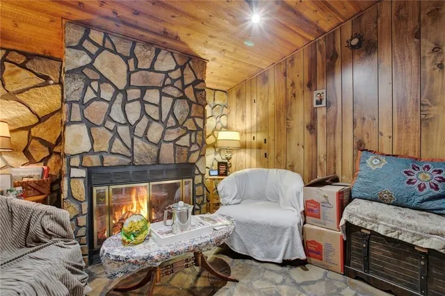 $879,999 | 1345 Ronald Reagan Boulevard, Cumming, GA 30041