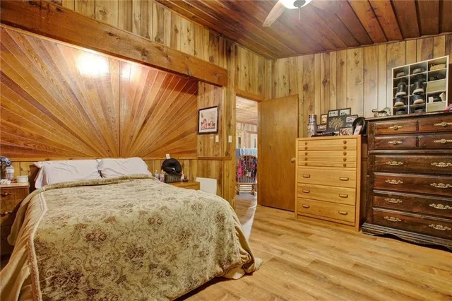 $879,999 | 1345 Ronald Reagan Boulevard, Cumming, GA 30041