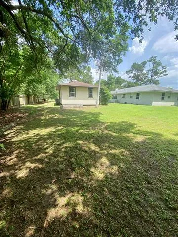 $339,900 | 101 Ollie Drive, Belle Chasse, LA 70037