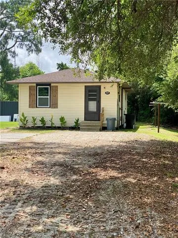 $339,900 | 101 Ollie Drive, Belle Chasse, LA 70037