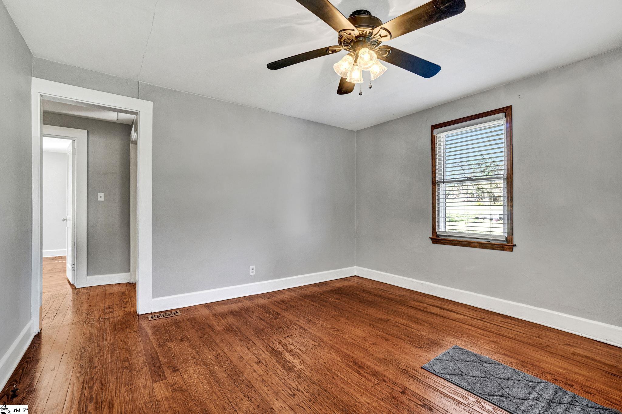 200 Quarry Road Spartanburg, SC 29302 - Photo 4 of 40 Gallery Image 4