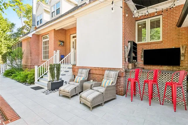 $1,900,000 | 111 Maple Ridge Way, Covington, LA 70433