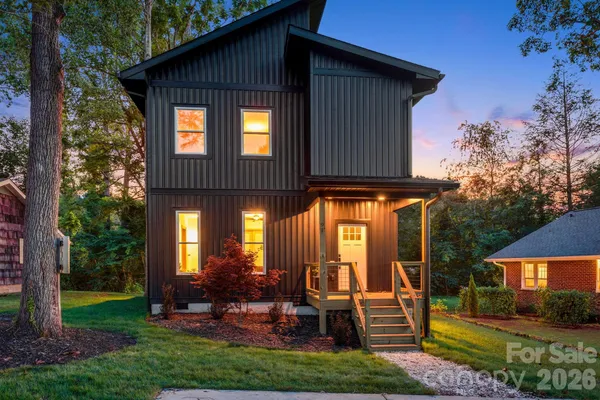 $495,000 | 91 Winston Avenue, Asheville, NC 28803