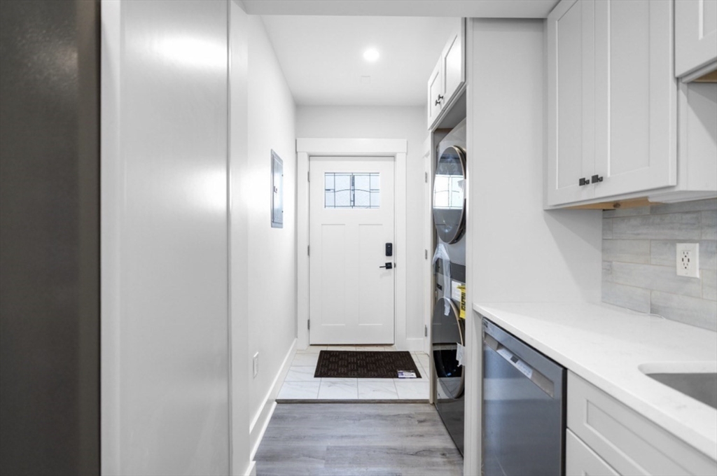 6 Garfield Avenue, Unit 1 Revere, MA 02151 - Photo 8 of 9