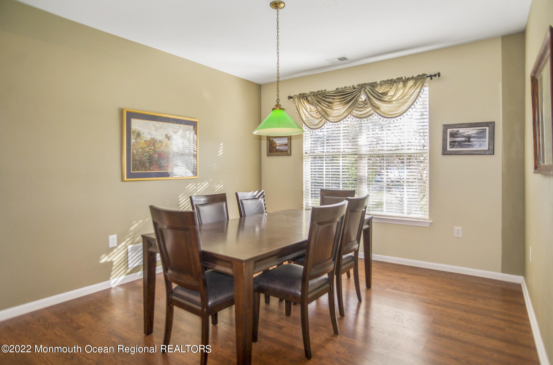 11 Banstead Way Jackson, NJ 08527 - Photo 11 of 29 _RMJ4704 dining room