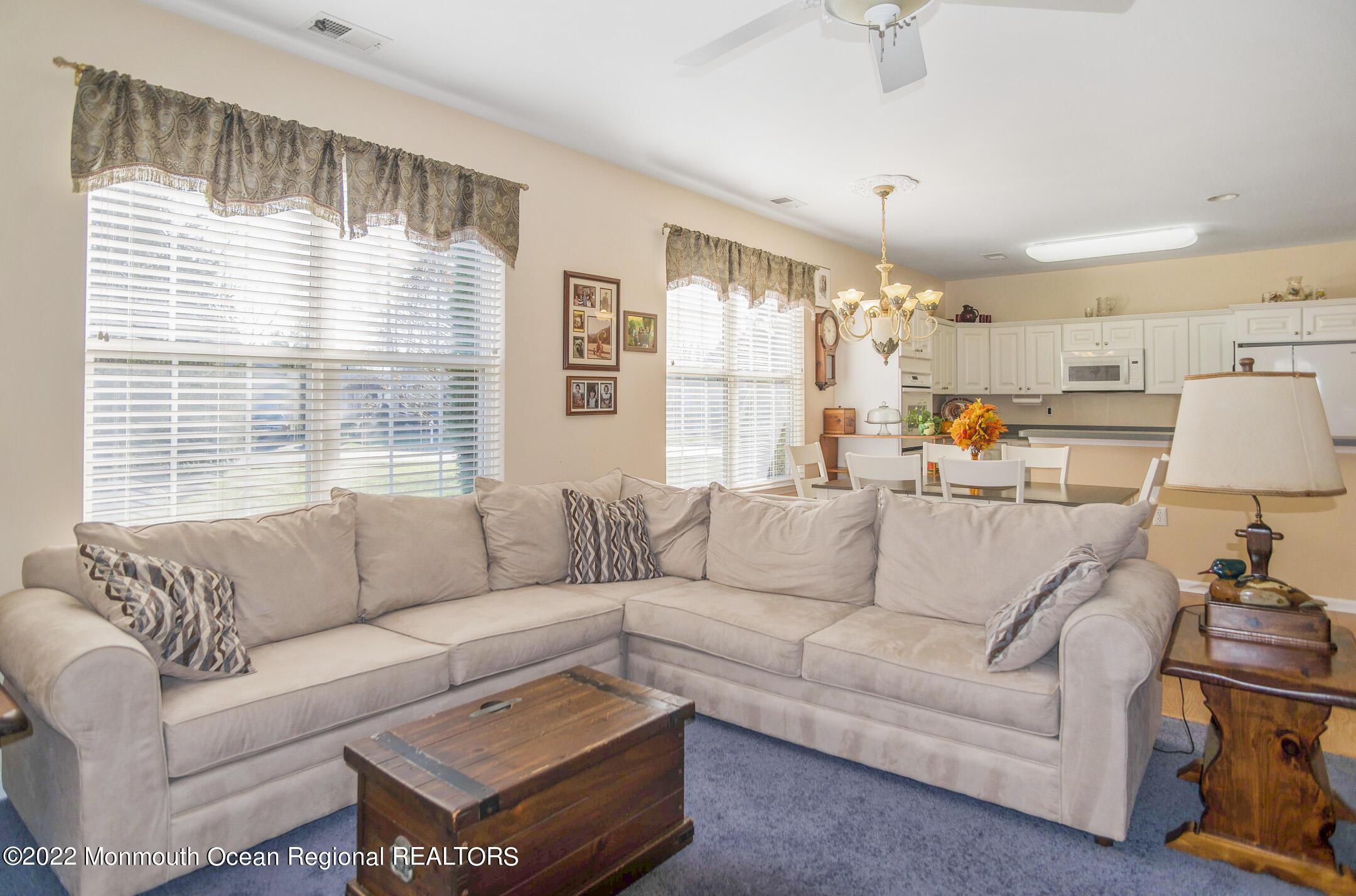 11 Banstead Way Jackson, NJ 08527 - Photo 12 of 29 _RMJ4729 family room