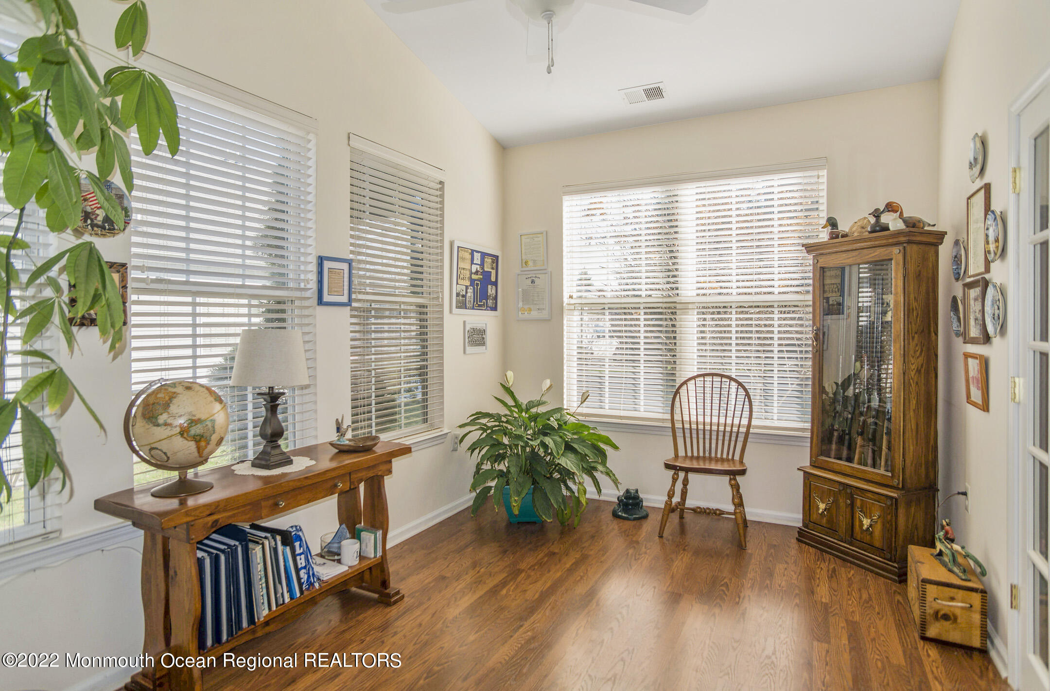 11 Banstead Way Jackson, NJ 08527 - Photo 22 of 29 _RMJ4731 sunroom