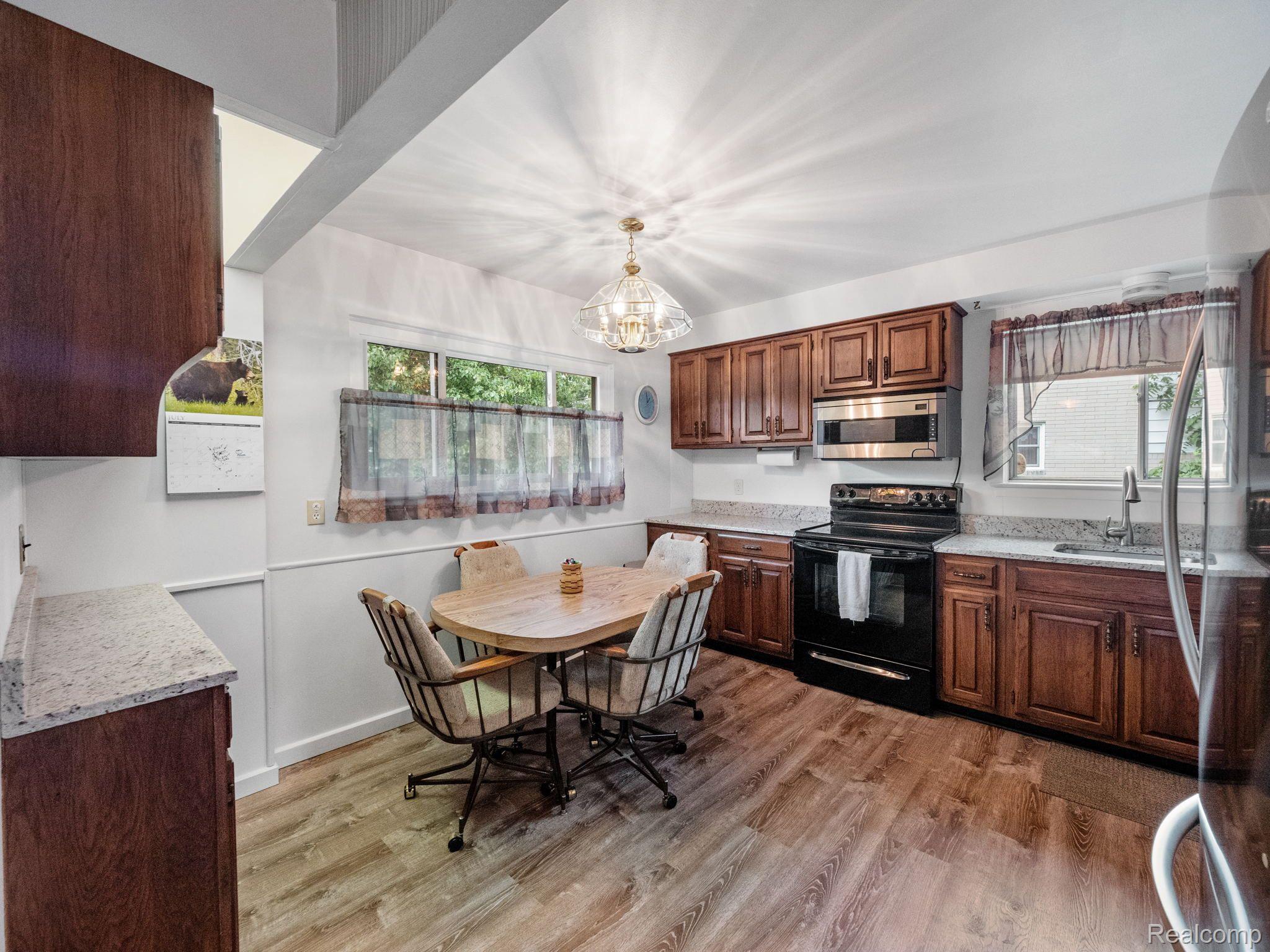 35130 Rutherford Street Clinton Township, MI 48035 - Photo 12 of 29 Gallery Image 12