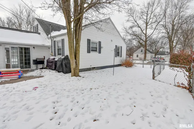 $149,900 | 1311 West Main Cross Street, Taylorville, IL 62568