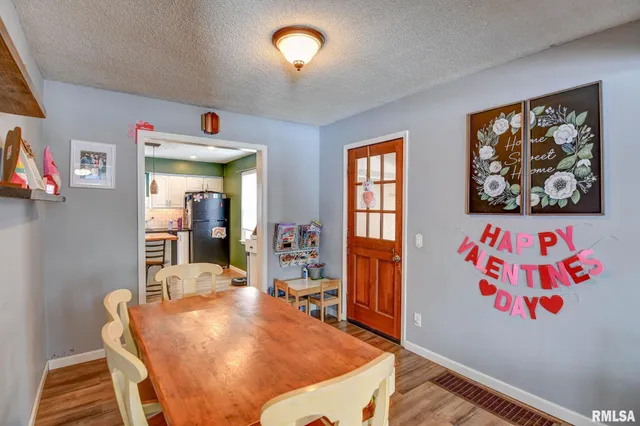 $149,900 | 1311 West Main Cross Street, Taylorville, IL 62568