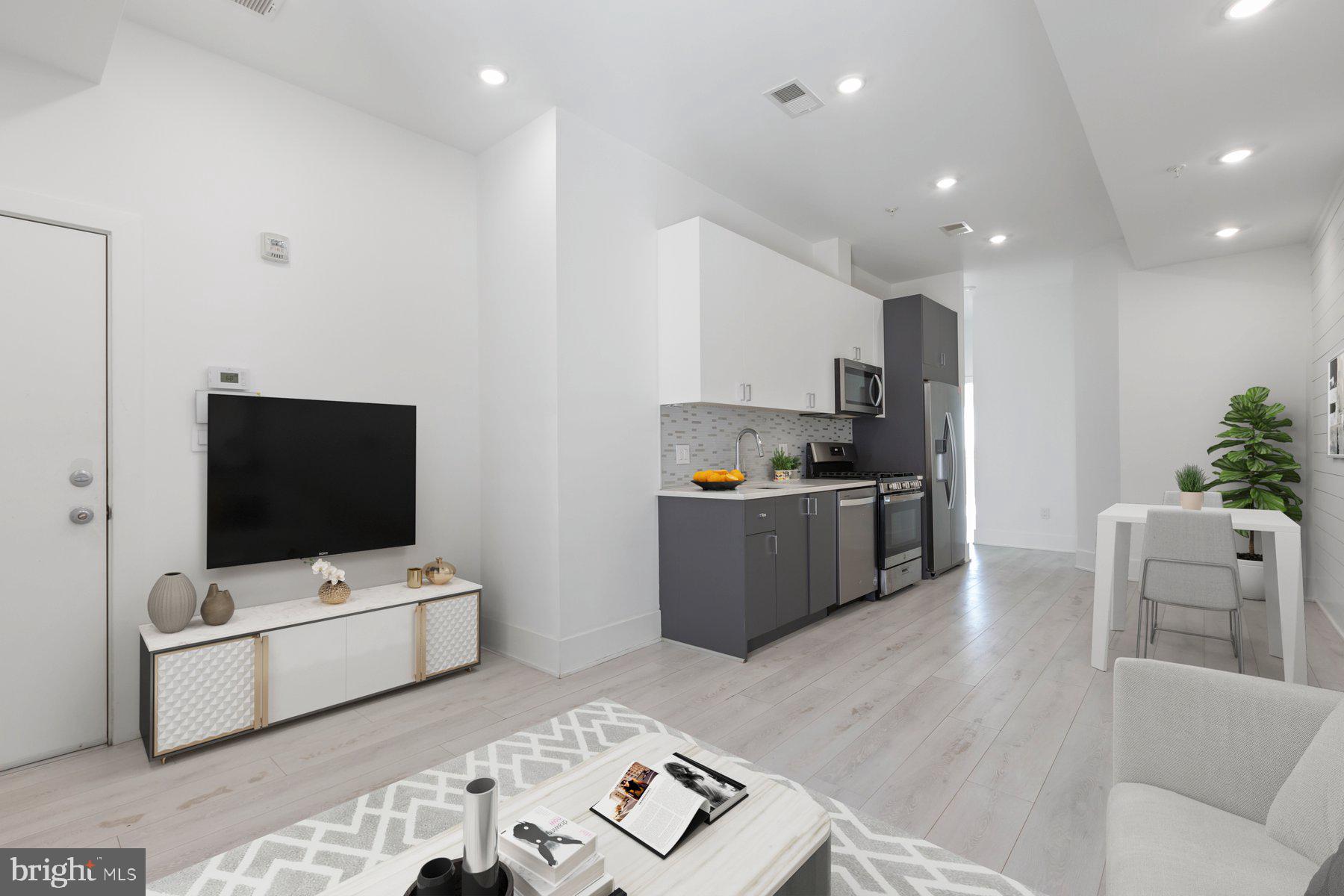 1202 Longfellow Street Northwest, Unit 3 Washington, DC 20011 - Photo 3 of 21
