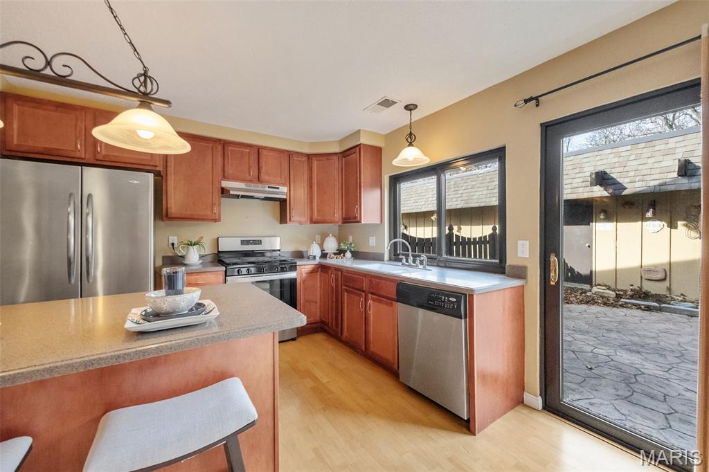 1355 Hampton Road, Unit B St. Charles, MO 63303 - Photo 18 of 45