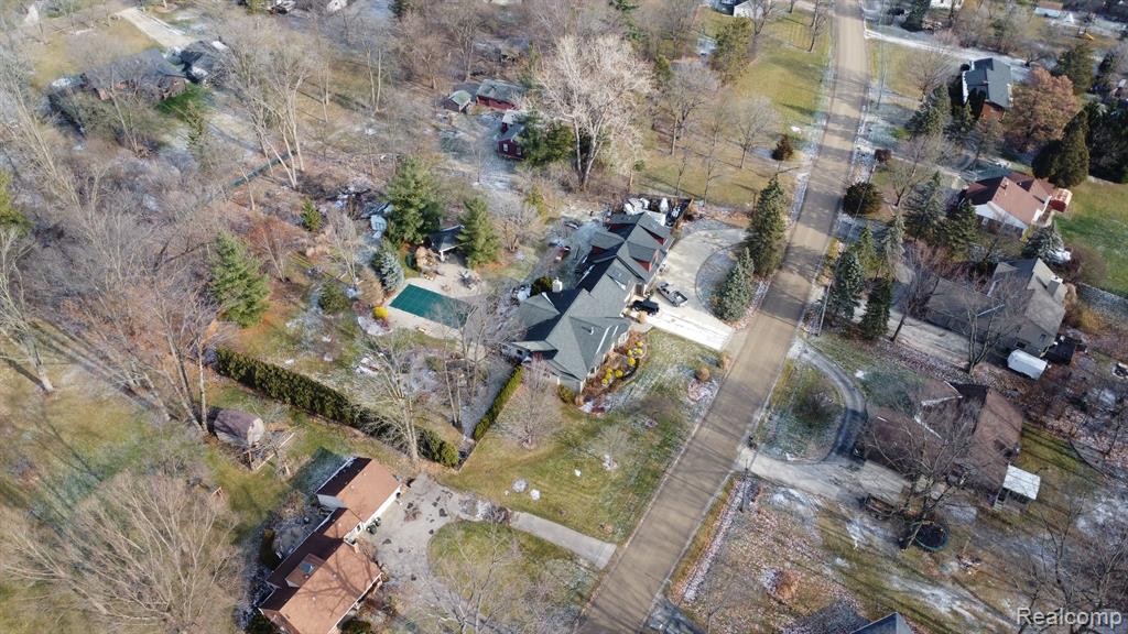 301 Nawakwa Road Rochester Hills, MI 48307 - Photo 45 of 51