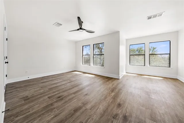 a house view with a outdoor space