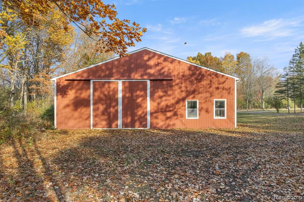 6555 Warren Road Ann Arbor, MI 48105 - Photo 4 of 68