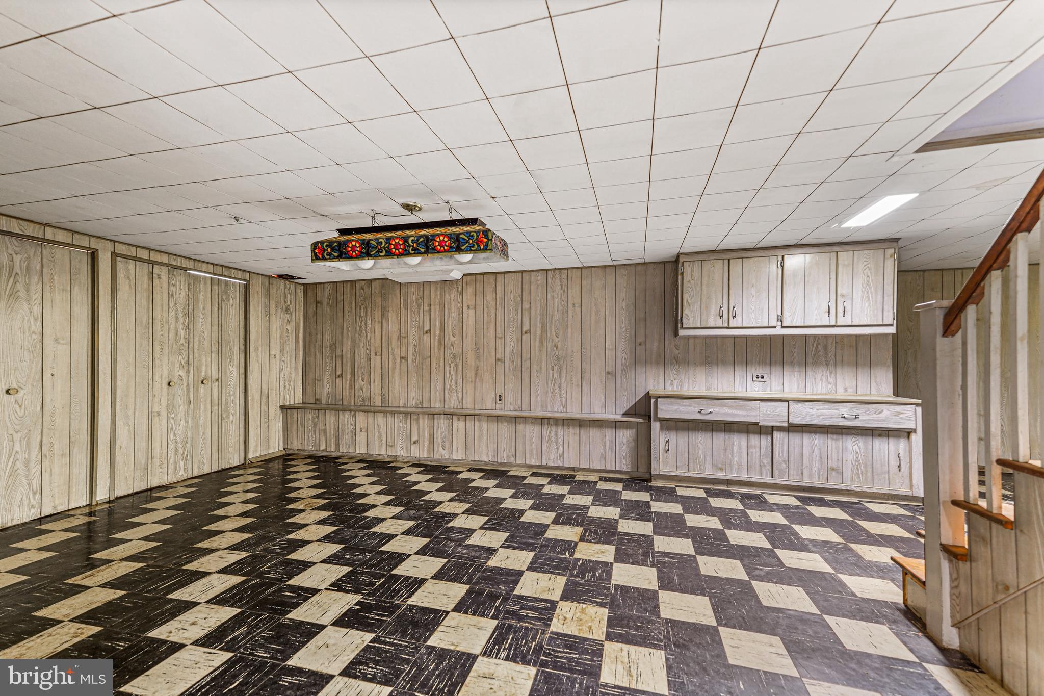543 Hempstead Road Springfield, PA 19064 - Photo 27 of 31 Large basement waiting for your imagination
