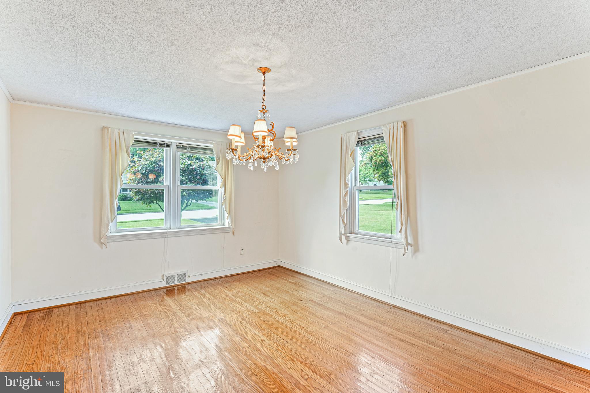 543 Hempstead Road Springfield, PA 19064 - Photo 9 of 31 Dining room