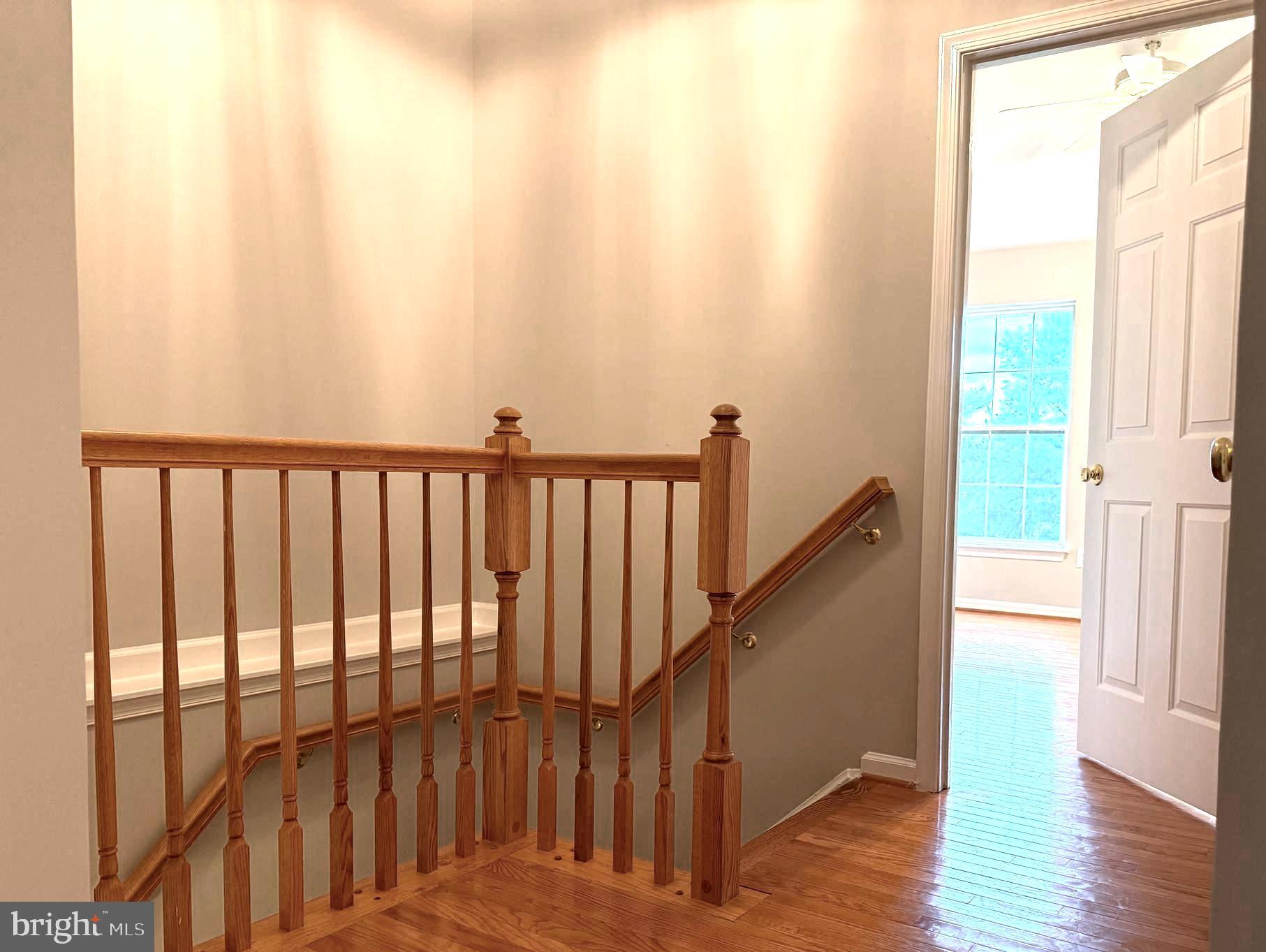 5992 Autumn Spell Elkridge, MD 21075 - Photo 12 of 30 a view of entryway with wooden floor