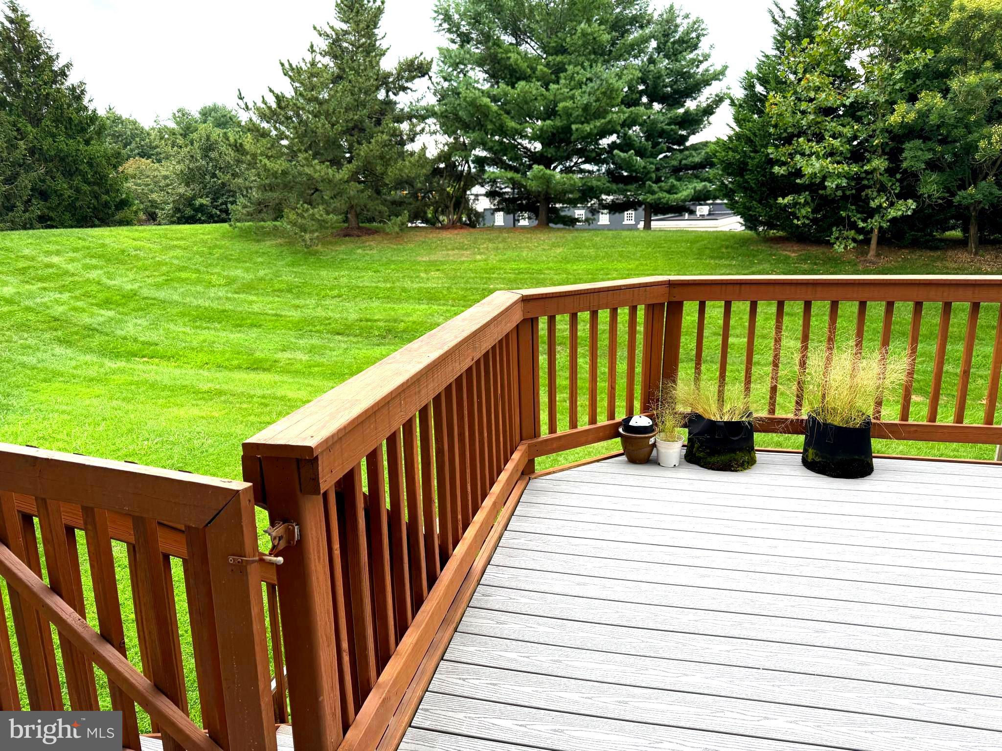 5992 Autumn Spell Elkridge, MD 21075 - Photo 26 of 30 a view of deck with a chair