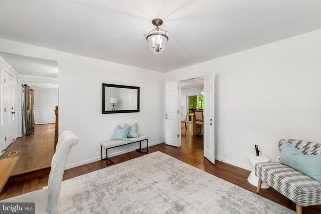 $1,130,500 | 1956 Barton Hill Road, Reston, VA 20191