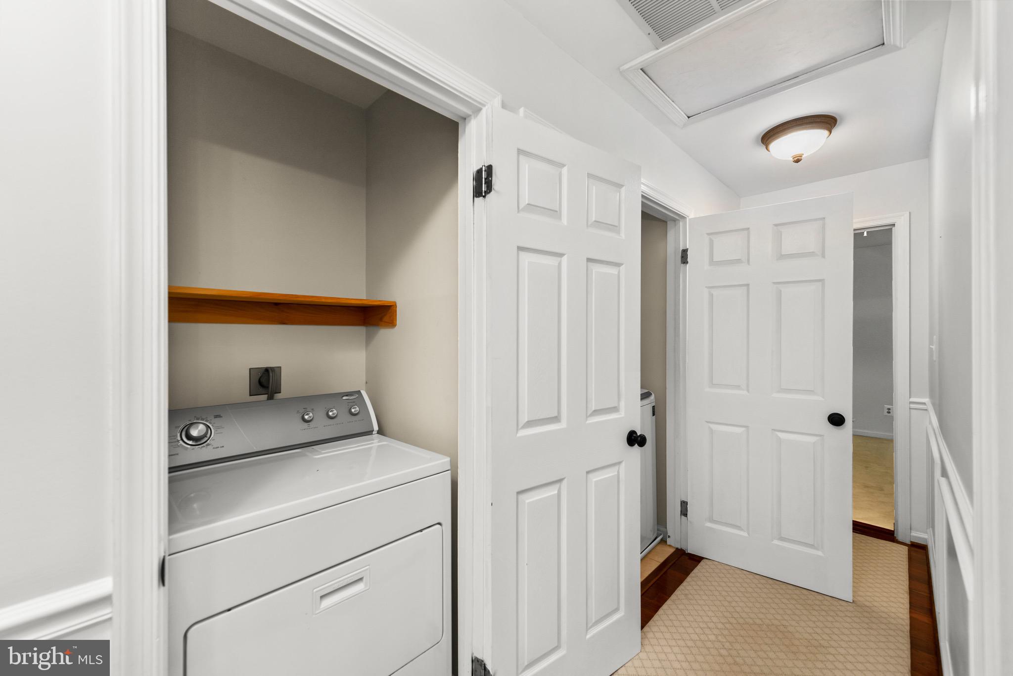 1956 Barton Hill Road Reston, VA 20191 - Photo 33 of 52