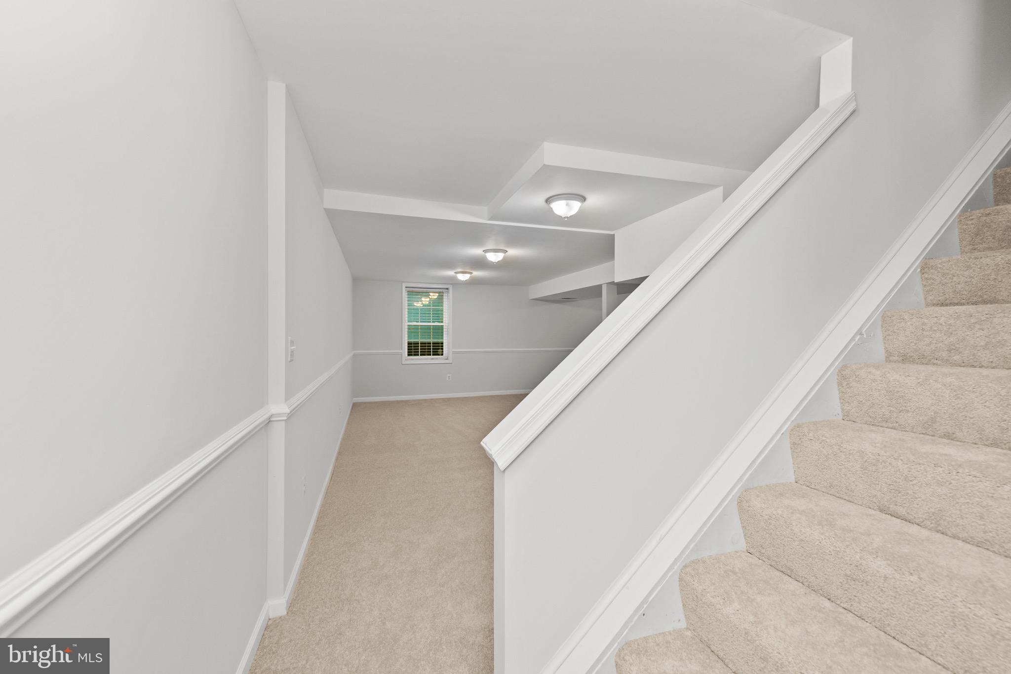 1956 Barton Hill Road Reston, VA 20191 - Photo 37 of 52