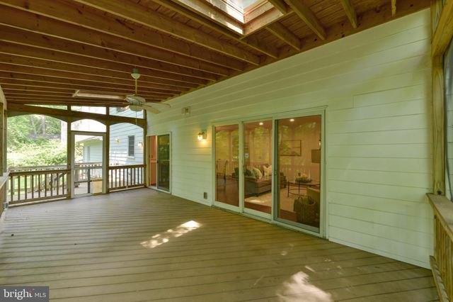 $1,130,500 | 1956 Barton Hill Road, Reston, VA 20191