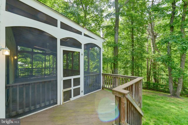 $1,130,500 | 1956 Barton Hill Road, Reston, VA 20191