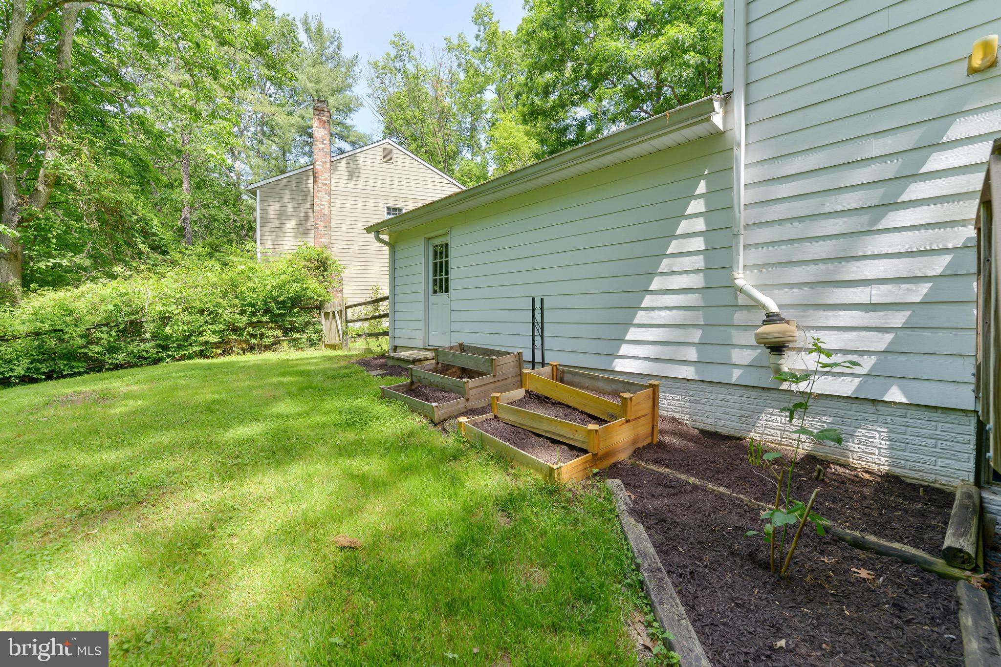 1956 Barton Hill Road Reston, VA 20191 - Photo 50 of 52