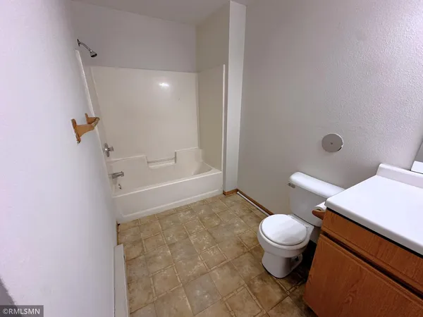 $1,000 | 560-580 Spring Street, Somerset, WI 54025