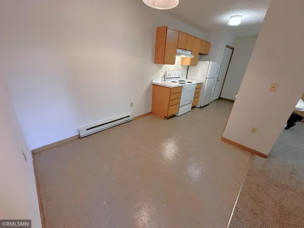 $1,000 | 560-580 Spring Street, Somerset, WI 54025