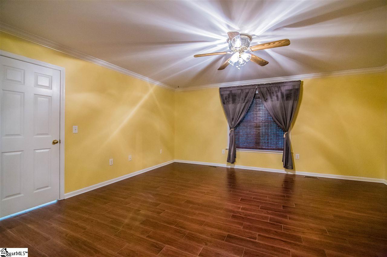 207 Inverness Way Easley, SC 29642 - Photo 11 of 24 Gallery Image 11