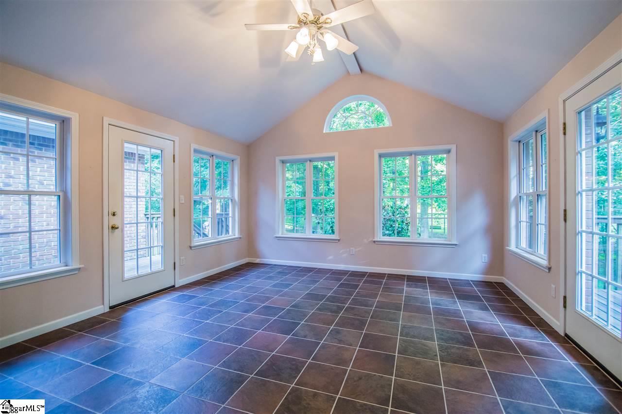 207 Inverness Way Easley, SC 29642 - Photo 10 of 24 Gallery Image 10
