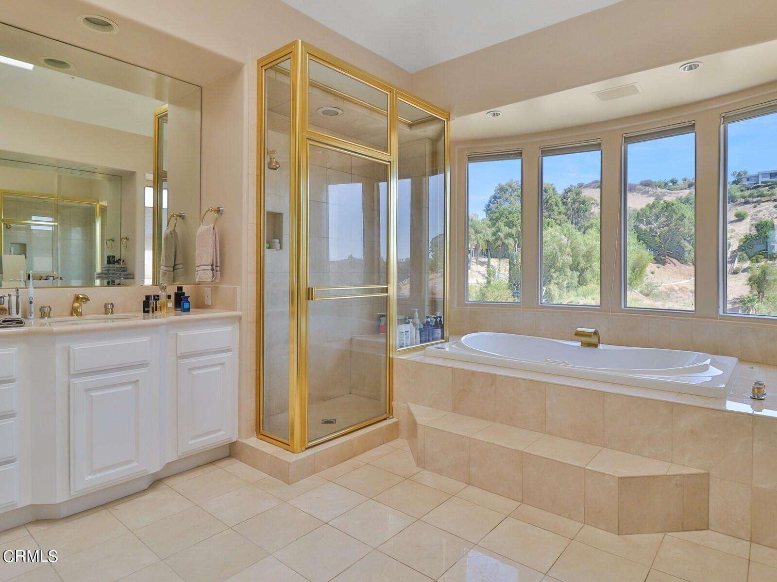 70 Dapplegray Road Bell Canyon, CA 91307 - Photo 16 of 30 017_Master Bath