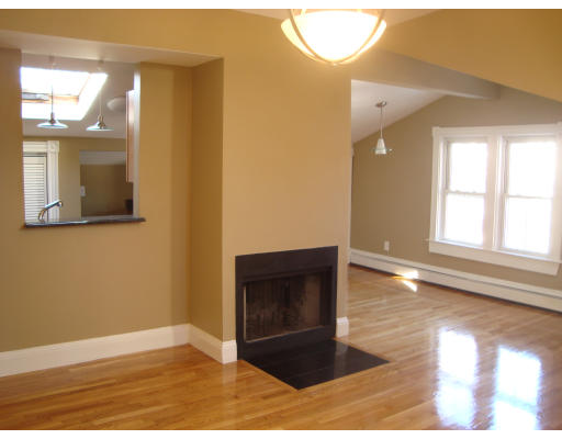 8 Myrtle Street, Unit 4 Boston, MA 02130 - Photo 4 of 10