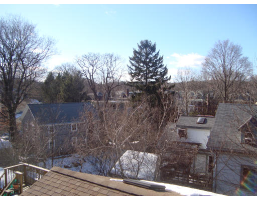 8 Myrtle Street, Unit 4 Boston, MA 02130 - Photo 9 of 10