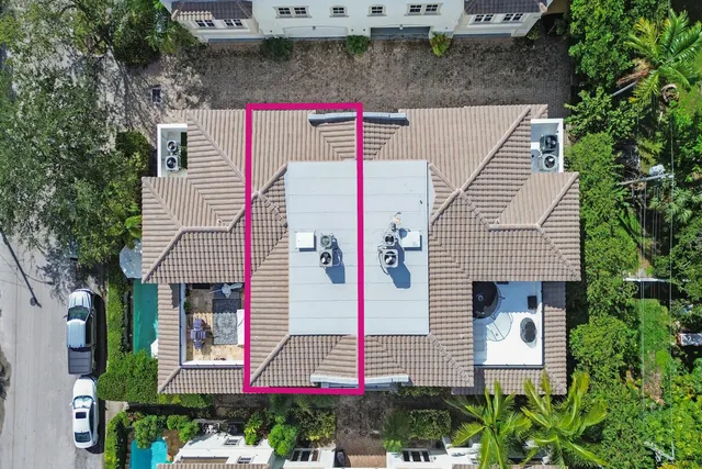 $785,000 | 835 Northeast 16th Terrace, Unit 835, Fort Lauderdale, FL 33304