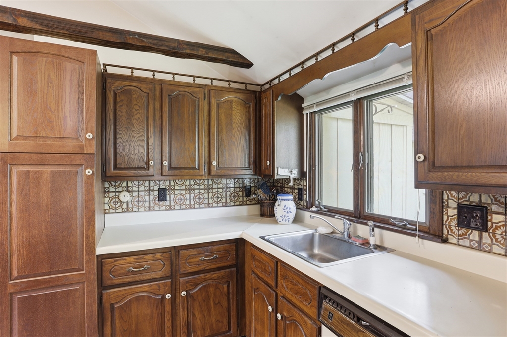 24 Forest Road Acton, MA 01720 - Photo 18 of 36
