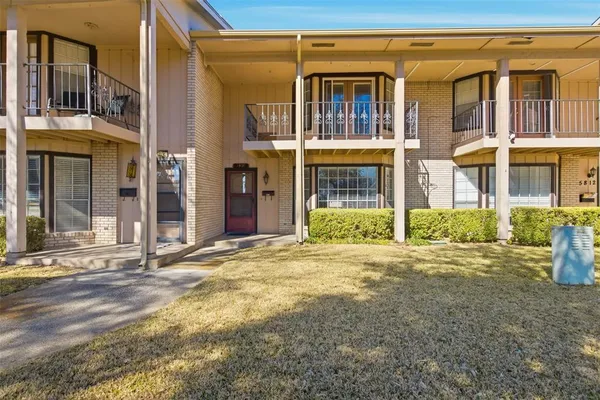 $212,000 | 5810 Marina Drive, Unit 12, Garland, TX 75043