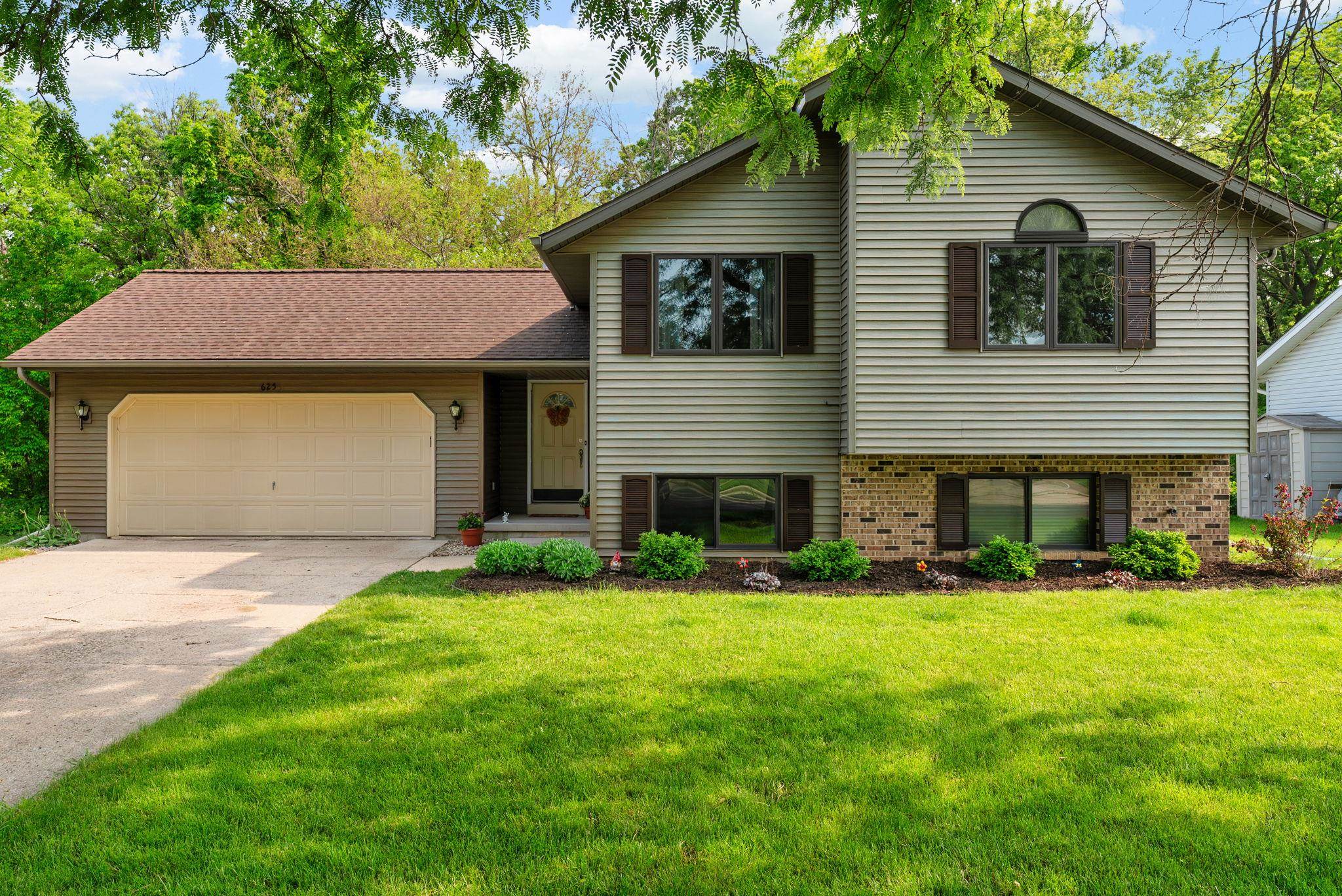 625 Robin Drive Sun Prairie, WI 53590 - Photo 1 of 1 Gallery Image 1