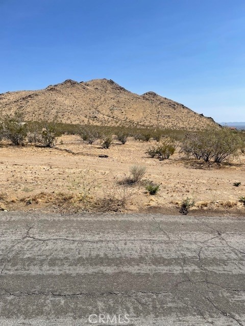 0 Roanoke Road Apple Valley, CA 92307 - Photo 5 of 5 a view of ocean view and mountains