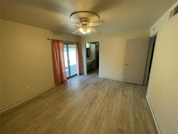 $2,400 | 14046 Rolling Hills Lane, Dallas, TX 75240
