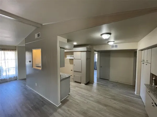 $2,400 | 14046 Rolling Hills Lane, Dallas, TX 75240