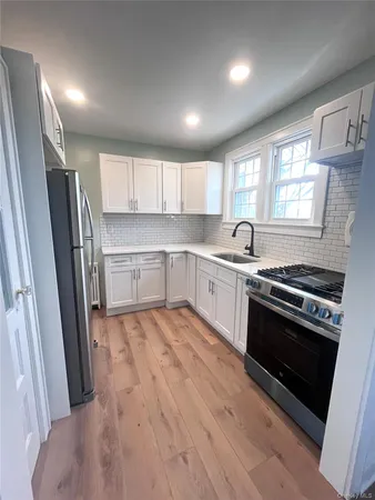 $3,600 | 24 A Arnold Avenue, West Babylon, NY 11704