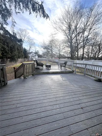 $3,600 | 24 A Arnold Avenue, West Babylon, NY 11704