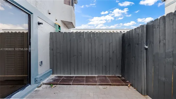 a view of outdoor space