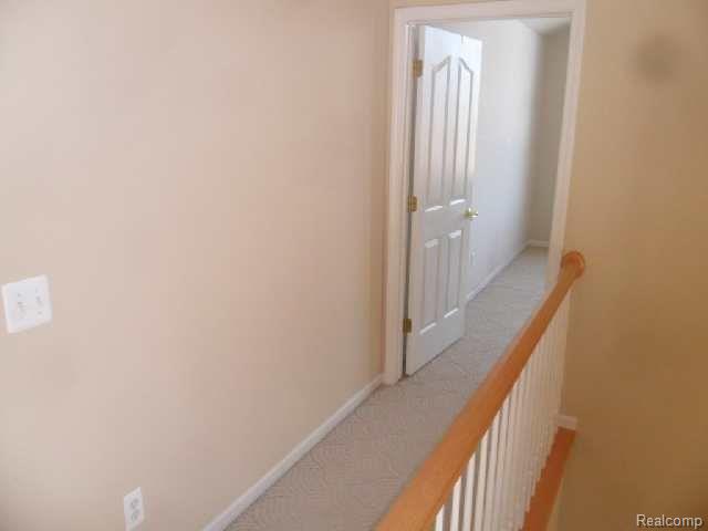1041 Rochelle Park Drive Rochester, MI 48307 - Photo 14 of 18 SAM_0970