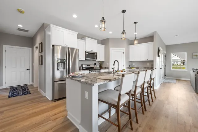 $339,900 | 1844 Woodland Way, Unit 4311, Slinger, WI 53086