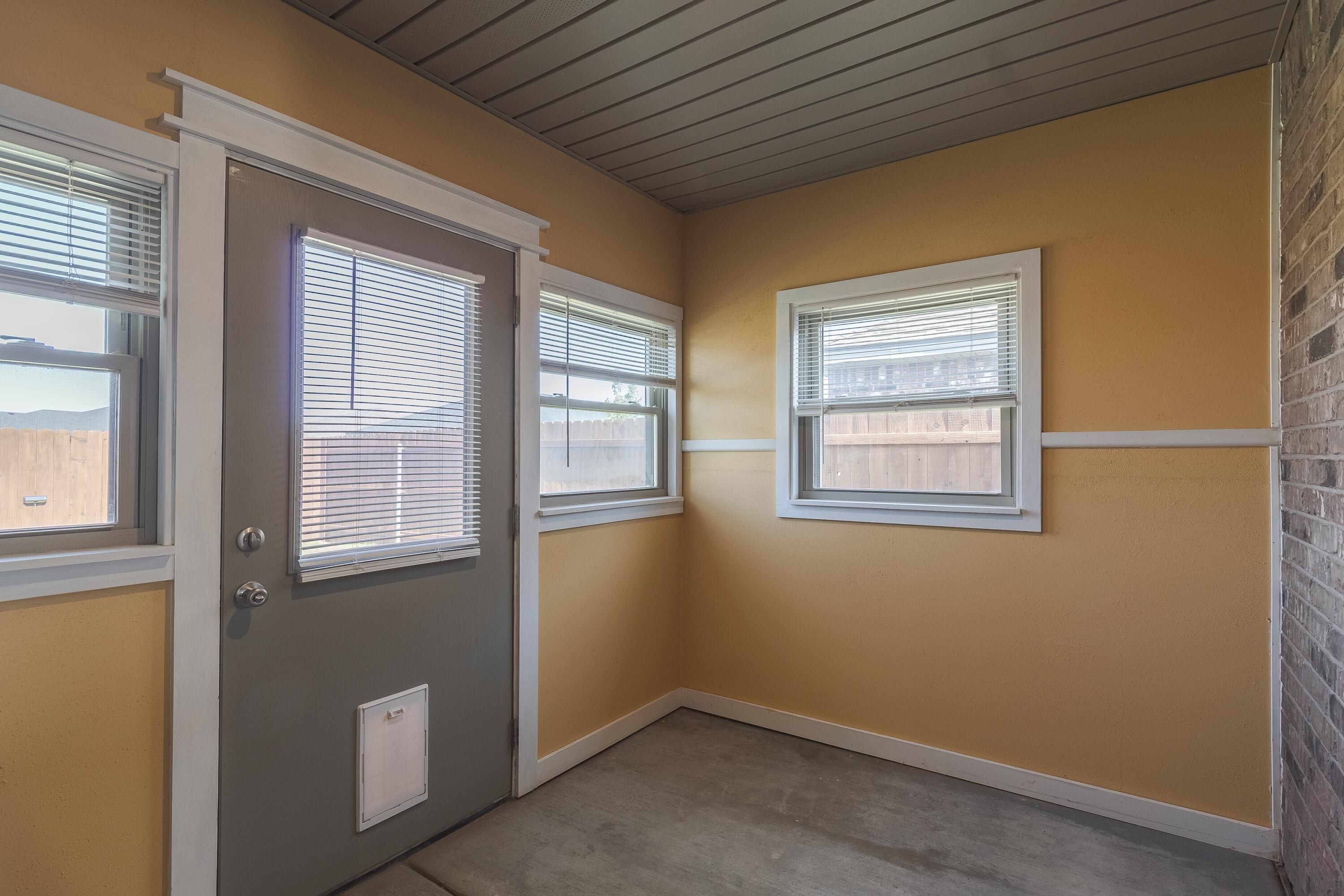 13308 Vernon Avenue Lubbock, TX 79423 - Photo 19 of 24 BackyardRoom